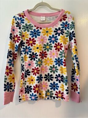 Hanna Andersson White Long-Sleeve Pajama Top with Flower Print
